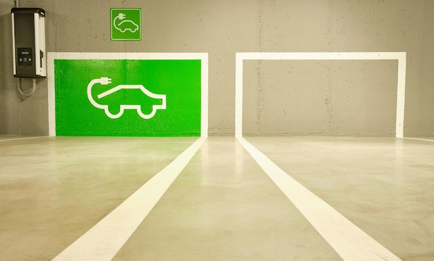 Parking spaces equipped with charging points for electric vehicles promoting sustainable mobility and energy efficiency