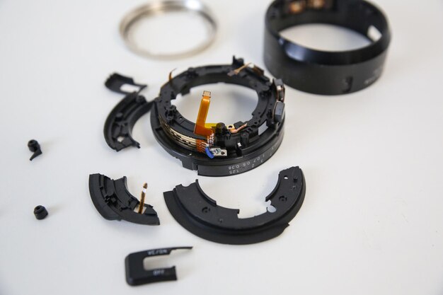 parts of a broken lens