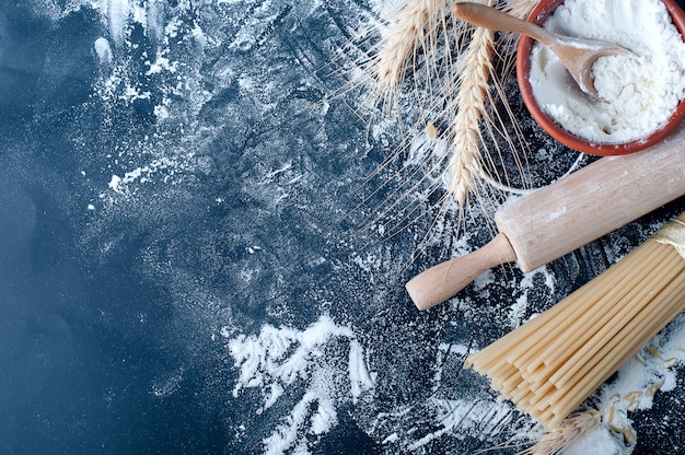 Pasta spaghetti with flour