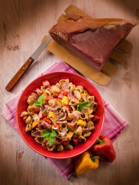 Pasta with capsicum and parma ham