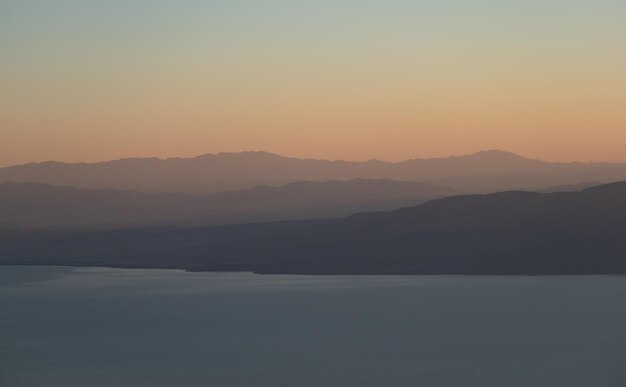 Photo a pastel skyline