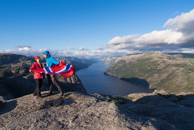 Photo pathway preikestolen, norway