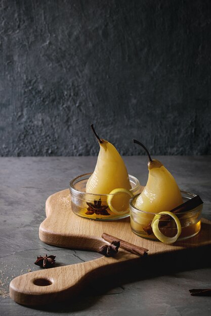 Pears in wine