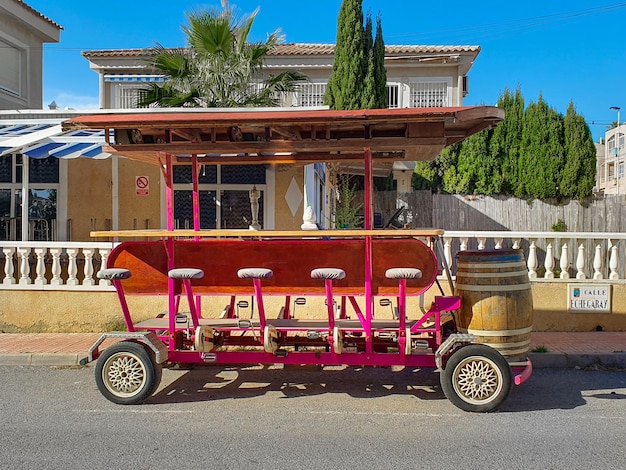 Pedal pub o bici cervecera para beber cerveza