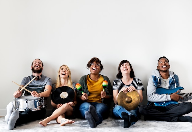 Photo people together enjoying music