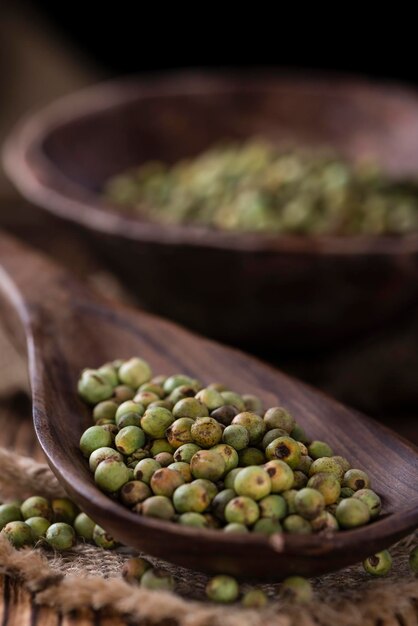 Peppercorns green