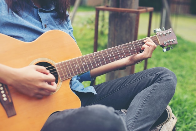 person player female string instrument