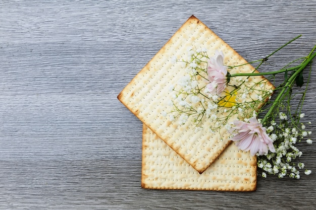 Pesach  matzoh jewish passover bread