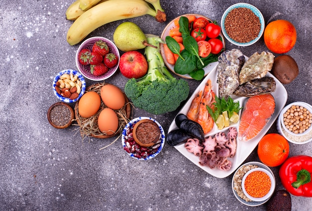 Pescetarian diet with seafood, fruit and vegetables