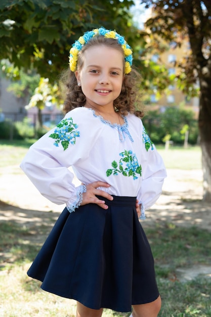 Photo of cheerful ukrainian girl in ukraine ukrainian girl of ukraine outdoor