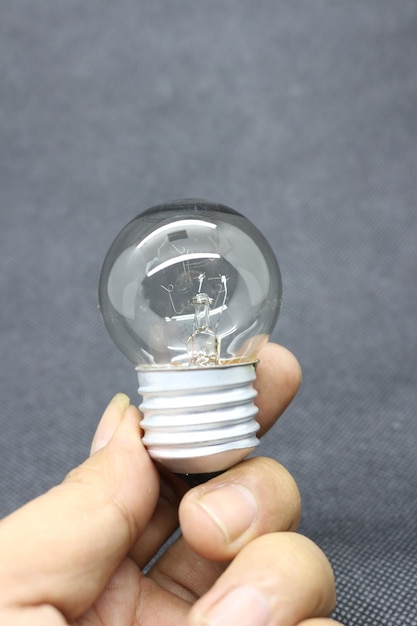 A photo of a light bulb