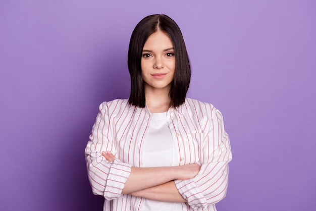 Photo of young lovely lady crossed hands manager leader intelligent isolated over violet color background