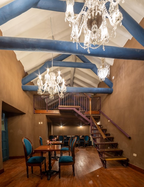 Photograph of a colonial restaurant house in the city of Cusco.