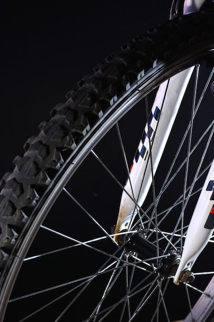 Photograph parts of a white mountain bike