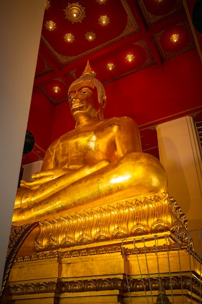 Phra Mongkhon Bophit gold enshrined in Wihan Phra Mongkhon Bophit is a royal temple and landmark temple at Ayutthaya