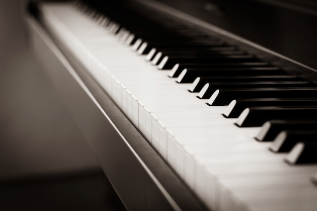 piano background with blurr effect