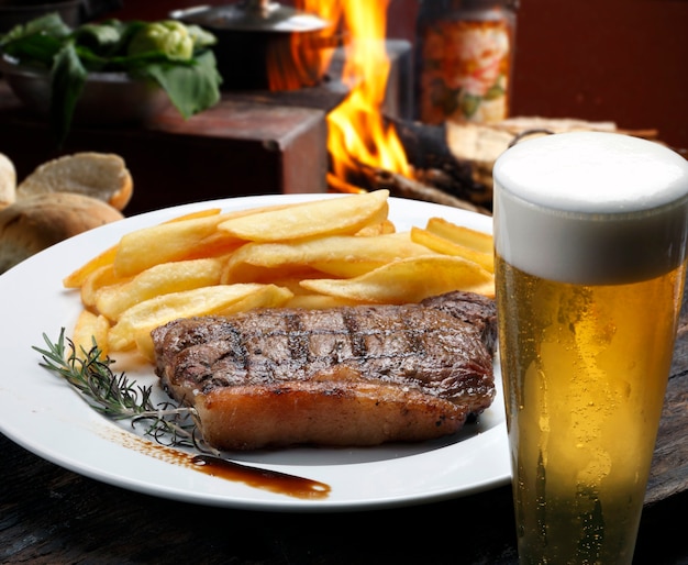 Picanha Steak with fries and beer