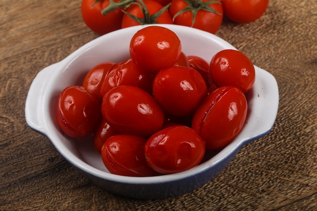 Pickled cherry tomatoes