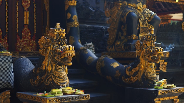 Picture of Balinese Temple Gate Guardian Statue