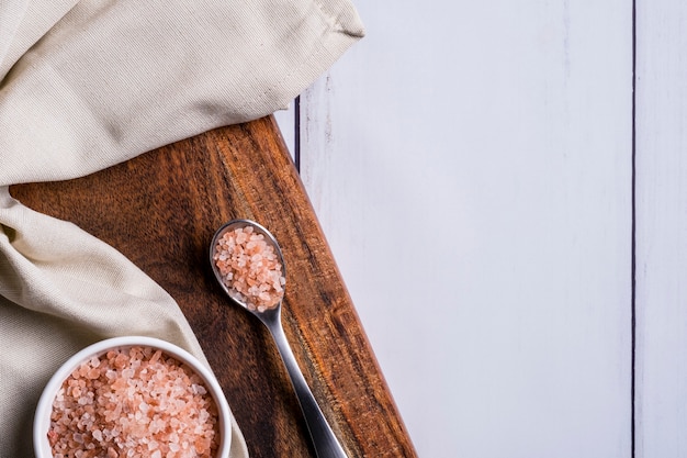 Pink himalayan salt