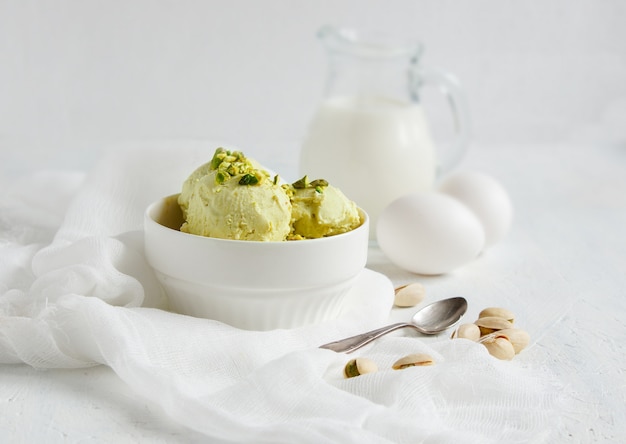 Pistachio ice cream