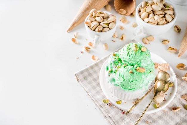 Pistachio ice cream