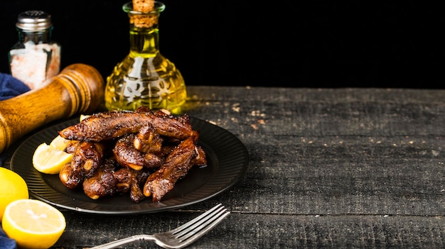 A plate of delicious roasted chicken wings