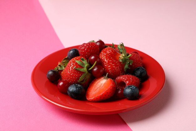 Plate with berry mix on two tone