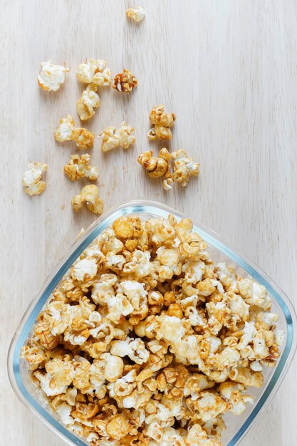 Photo popcorn on the table