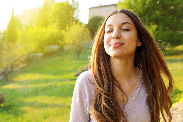 Portrait of a beautiful young woman