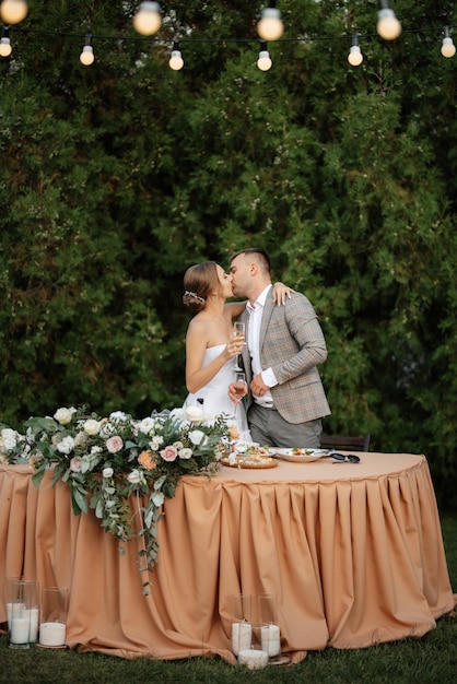 Portrait of the newlyweds at the presidium