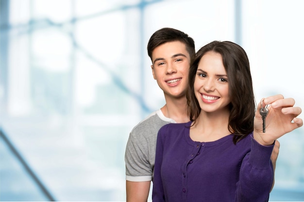 Portrait of smiling heterosexual young couple