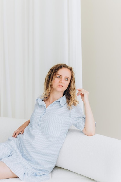 Portrait woman in studio