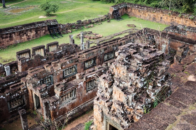 Pre Rup temple ruins