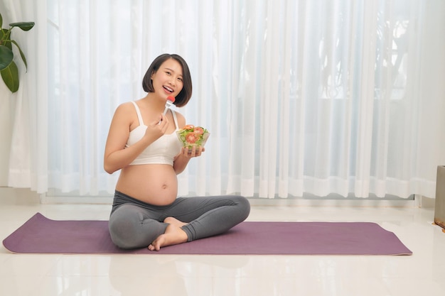 Pregnancy diet and healthy nutrition