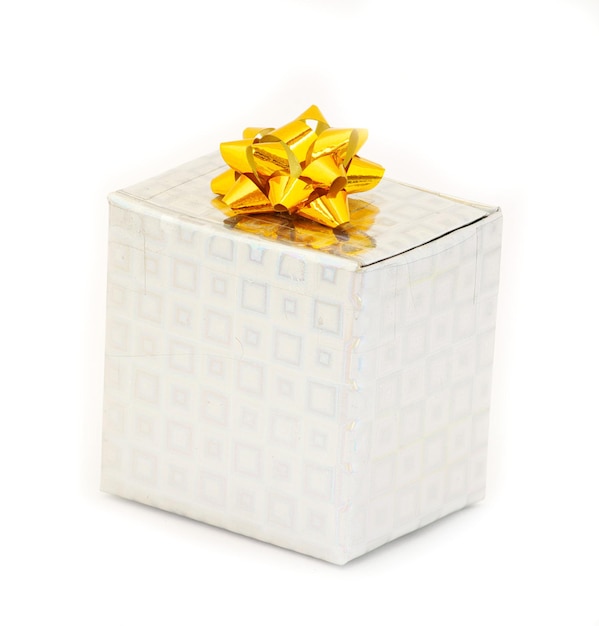 A present box wit bow on white