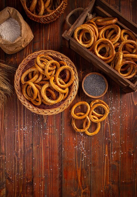 Pretzel ring in wicker basket