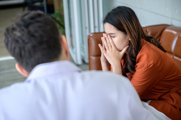 Psychiatrist is treating for the Patient that got the stress from the big problem