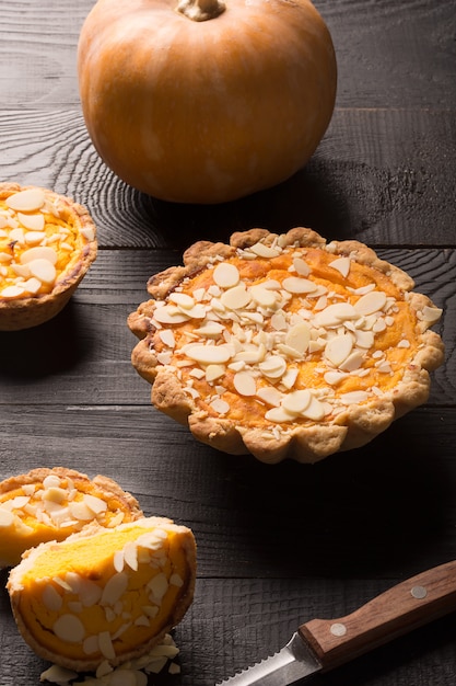 Pumpkin pie with almond slices