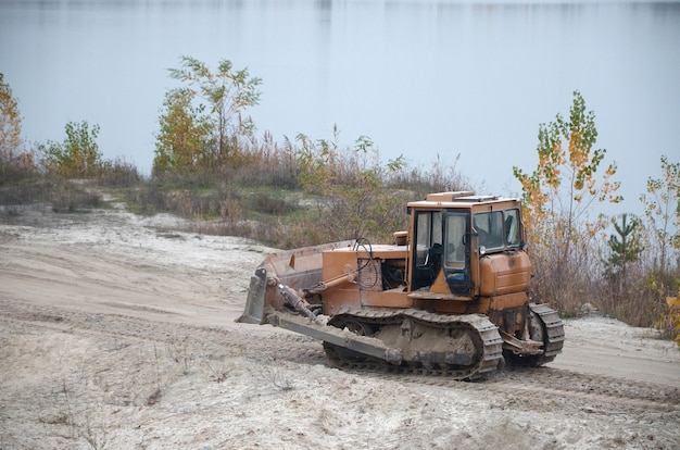 Quarry aggregate with heavy duty machinery