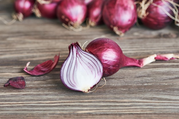 Red onions bunch