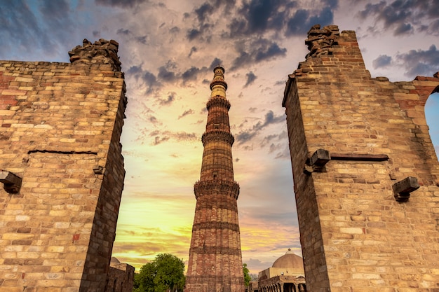 red sandstone tower in New Delhi