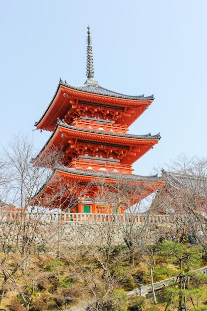 Photo red temple pavilion kiyomizu dera at kyotojapan