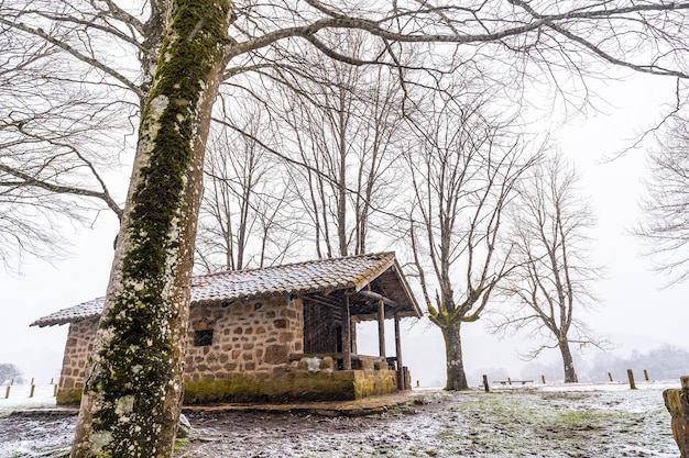 Refuge of mount aizkorri in gipuzkoa Snowy landscape by winter snows