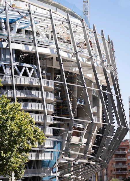 Renovation and construction of a modern arquitecture football stadium