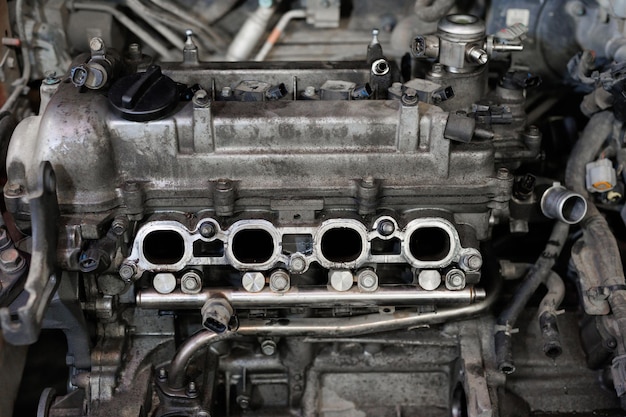 Repairing intake and exhaust valve of the car engine