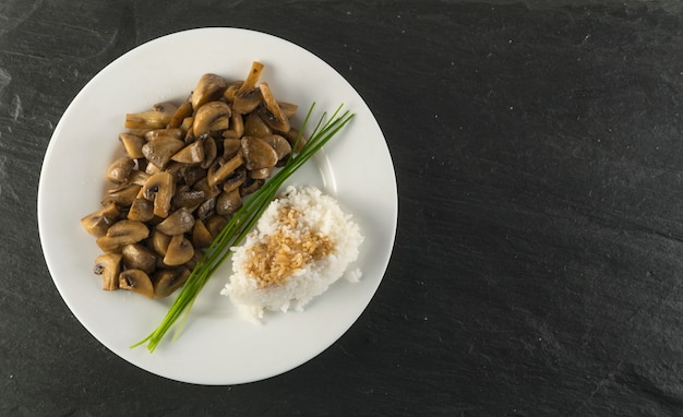 Rice with soy sauce and mushrooms