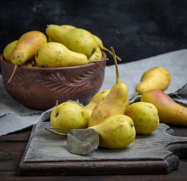 Ripe fresh yellow pears