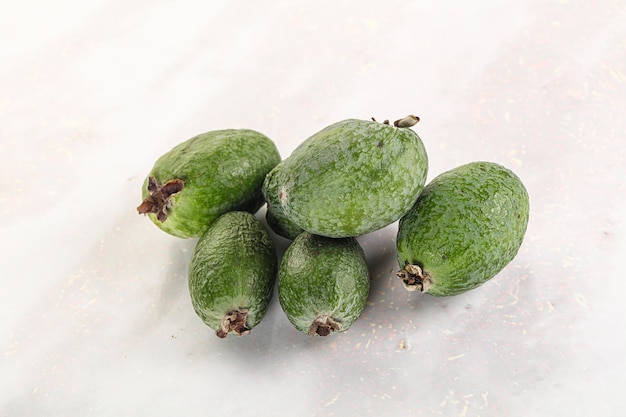 Photo ripe sweet huicy exotic feijoa