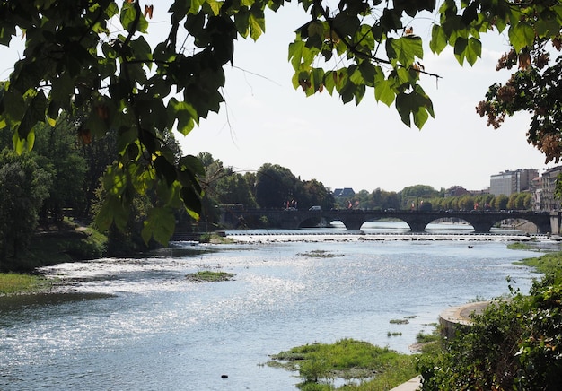 Photo river po in turin